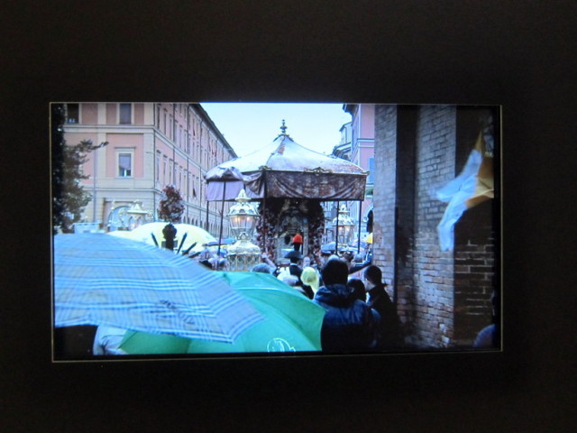 Video of transporting the Madonna from San Luca to the Cathedral of Saint Peter.