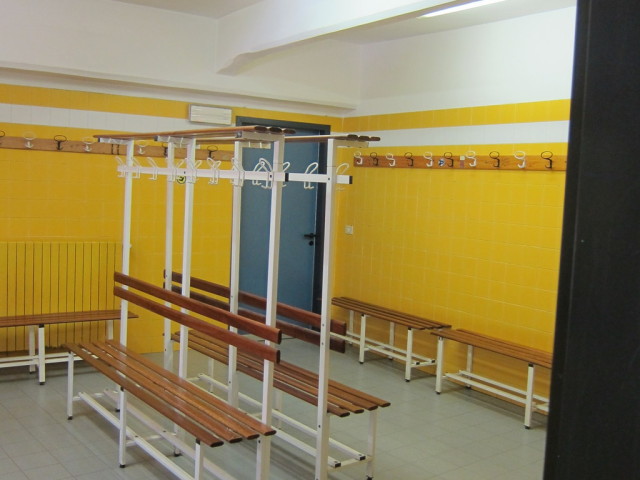 Welcome to the locker room, gives new meaning to the word "spartan"